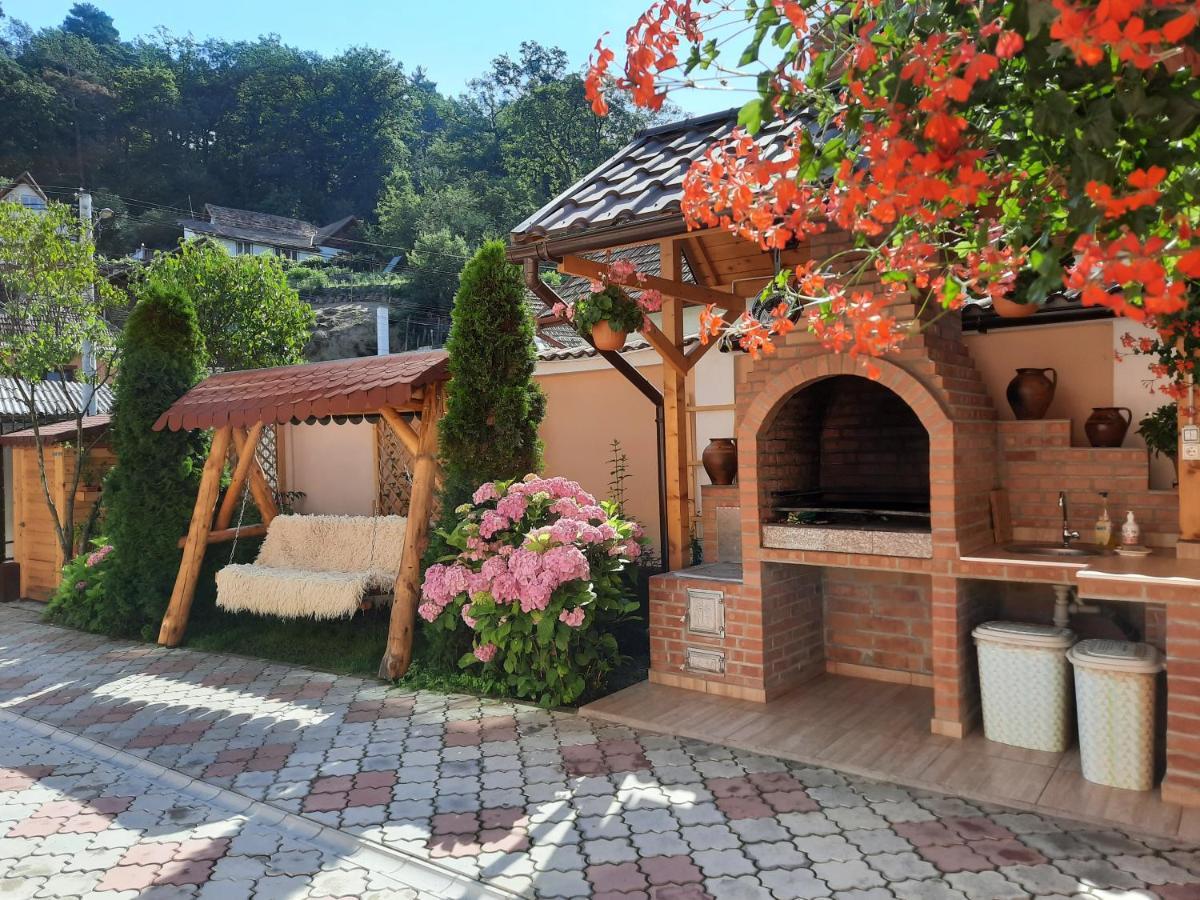 Casa Dacica 호텔 Rîşnov 외부 사진